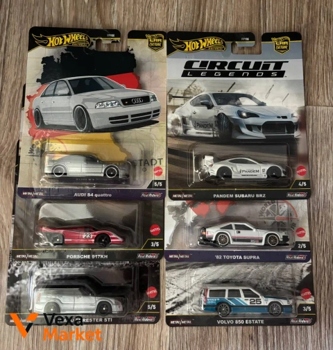 Колекційні моделі автомобілів Hot Wheels