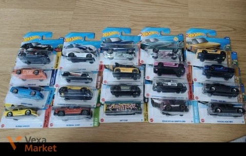 Колекційні моделі автомобілів Hot Wheels
