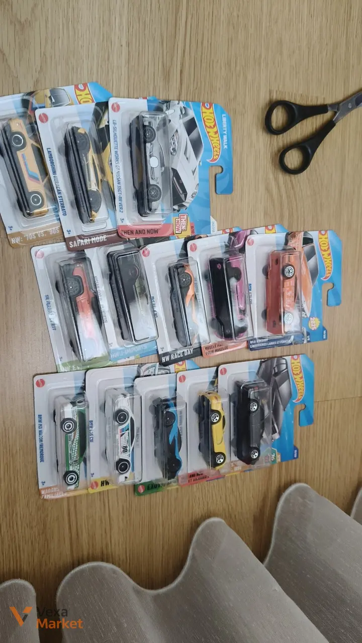 Колекційні моделі автомобілів Hot Wheels — фото 2