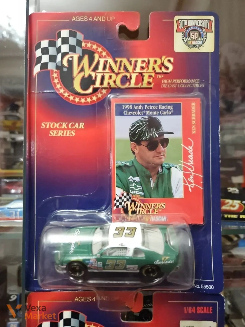 Коллекционная модель автомобиля Winner's Circle Racing Champions — фото 4