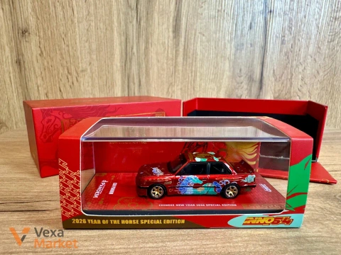 Коллекционная модель Inno64 BMW M3 E30 Chinese New Year Special Edition