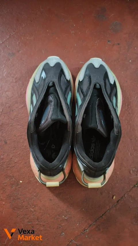 Кросівки Adidas 46 розмір