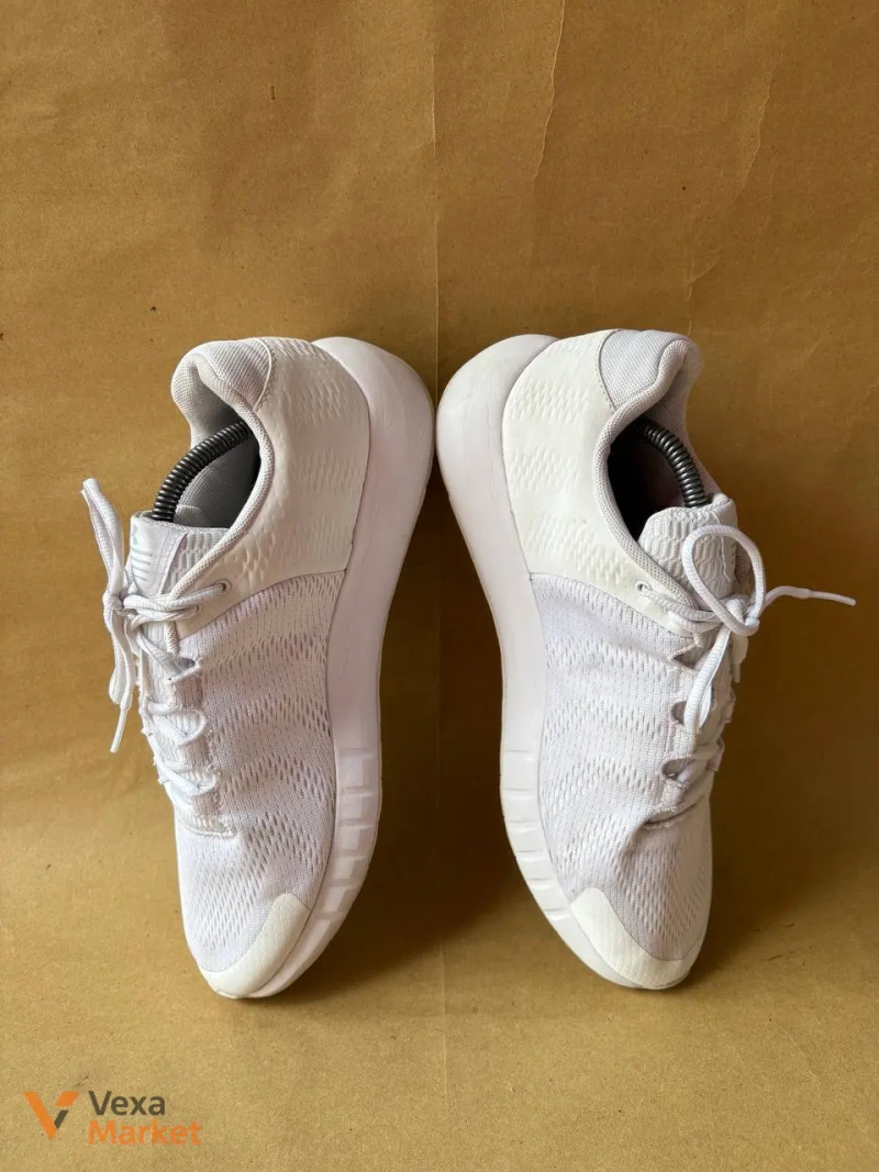 Кросівки для бігу Under Armour UA Micro G Pursuit Twist 45 (29,5 см) — фото 2