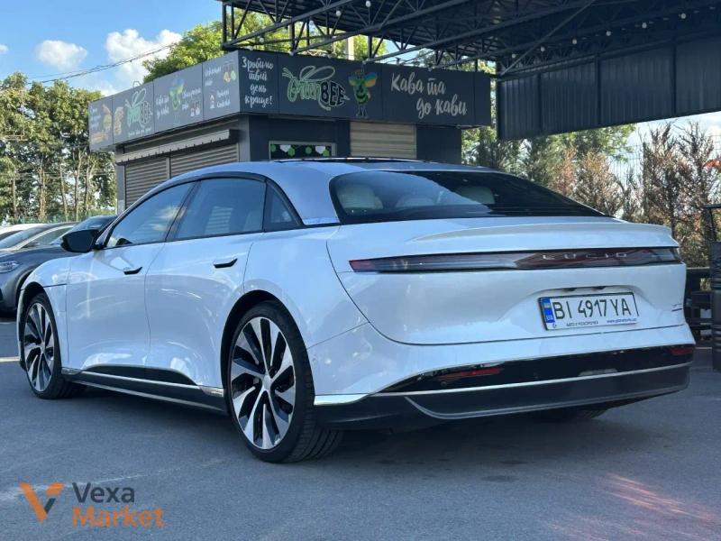 Lucid Air 2023 Електромобіль — фото 3