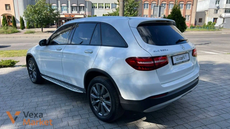 Mercedes Benz GLC300e 4matic 2018 — фото 2