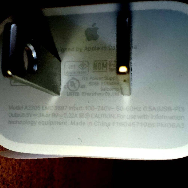 Мережевий ЗУ Apple A2305, адаптер живлення USB-C 20Вт. Оригінал! Новий! — фото 3