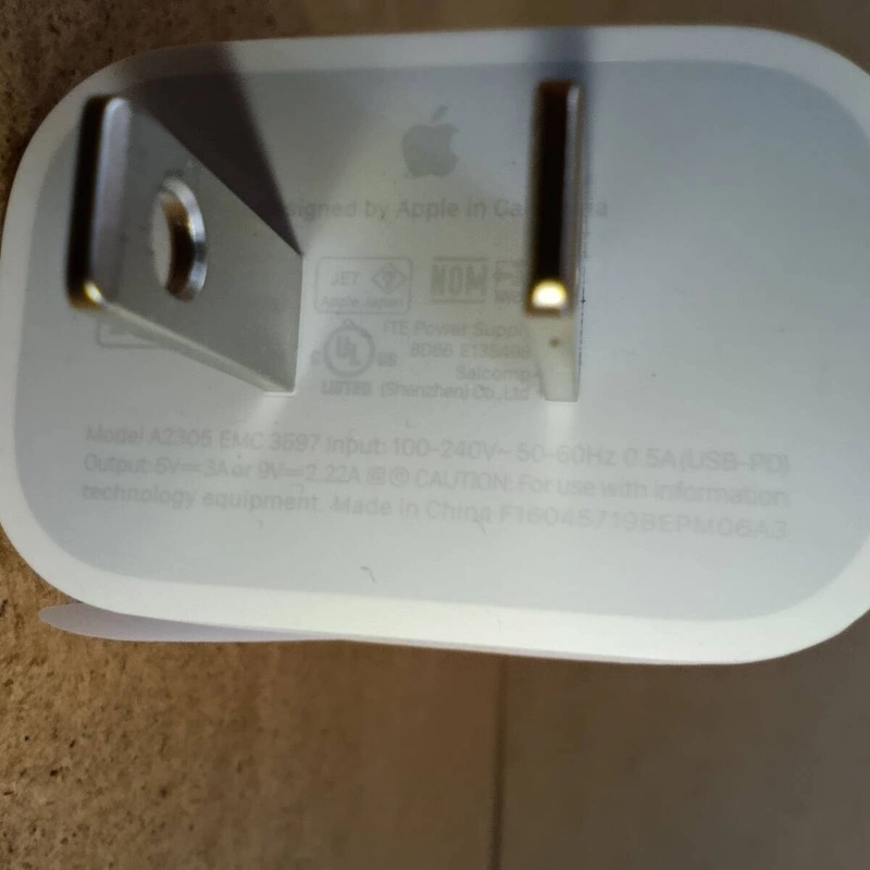 Мережевий ЗУ Apple A2305, адаптер живлення USB-C 20Вт. Оригінал! Новий! — фото 4