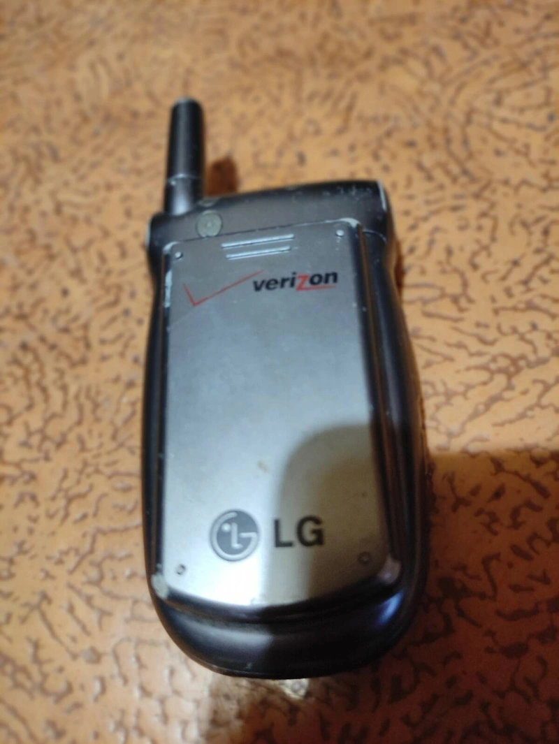 Мобільний телефон Lg VX8300 CDMA — фото 3