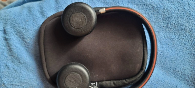 Навушники Jebra evolve 65 Stereo Bluetooth чорні з чохлом — фото 5