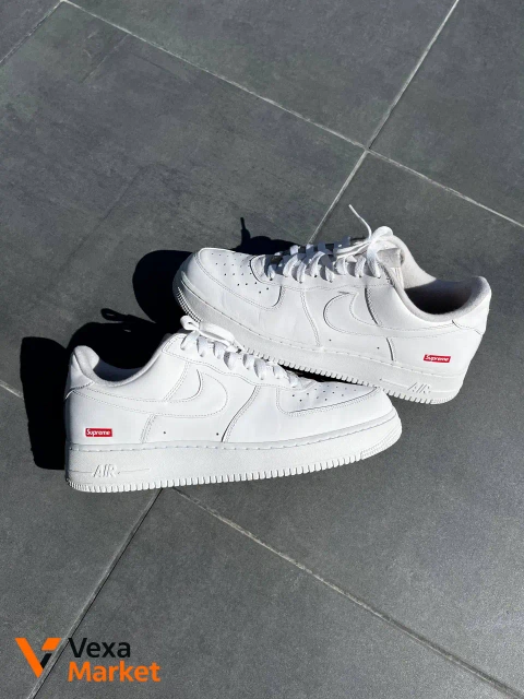 Nike Air Force 1 Low x Supreme Белые