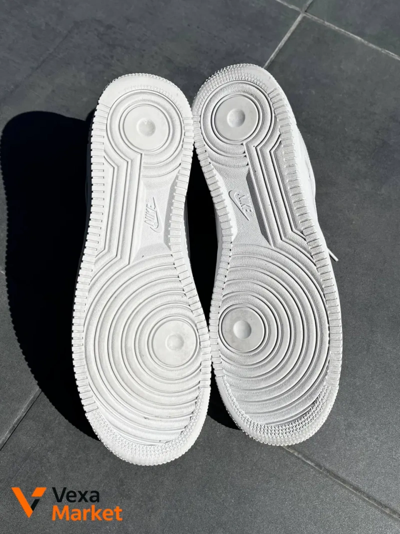 Nike Air Force 1 Low x Supreme Белые — фото 4