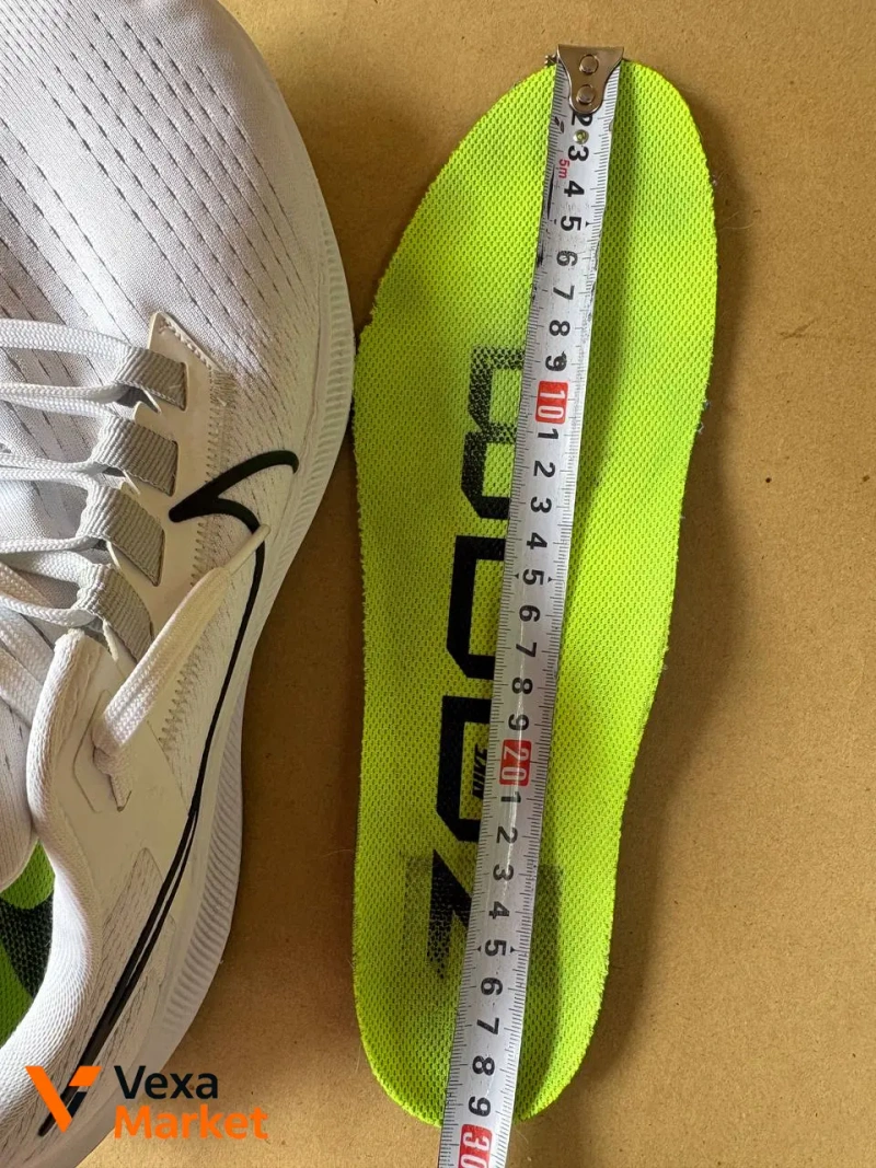 Nike Air Zoom Pegasus 38 білі кросівки 43,5 розмір — фото 7