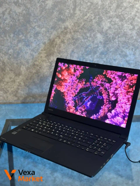 Ноутбук Toshiba Satellite Pro R50-B / Intel Core i3-4005U / 4GB RAM / HDD 500GB / 15.6”