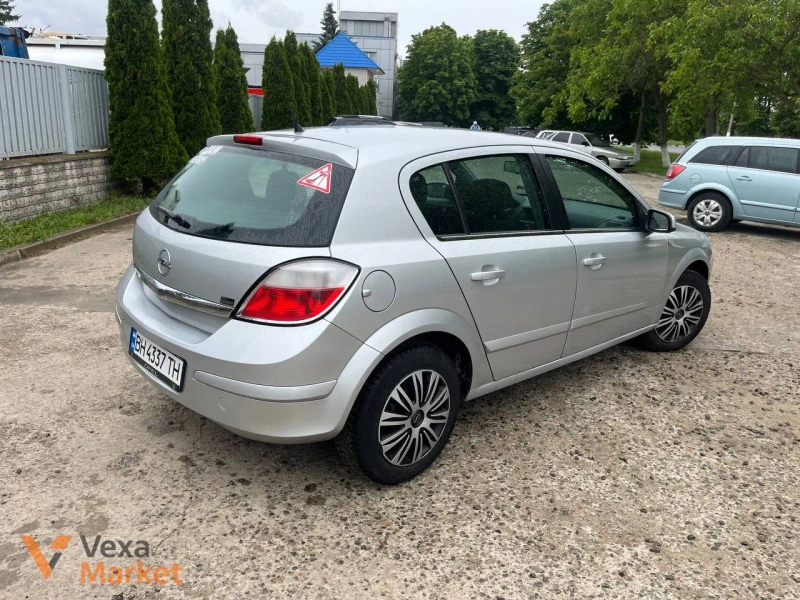 Opel Astra H 2004 1.4 бензин Сіра — фото 2
