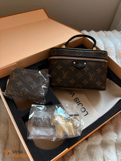 Подарунковий набір Louis Vuitton: сумочка, гаманець, два брелоки