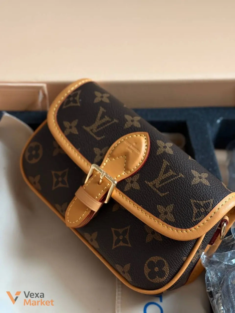 Подарунковий набір Louis Vuitton: сумочка, гаманець, два брелоки — фото 2