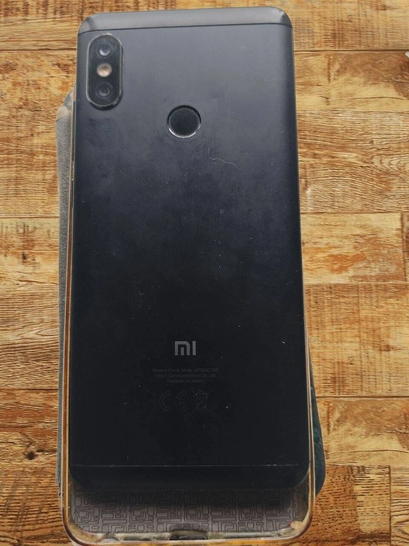 Продам Xiaomi Redmi Note 5 (4/64 ГБ) — фото 2