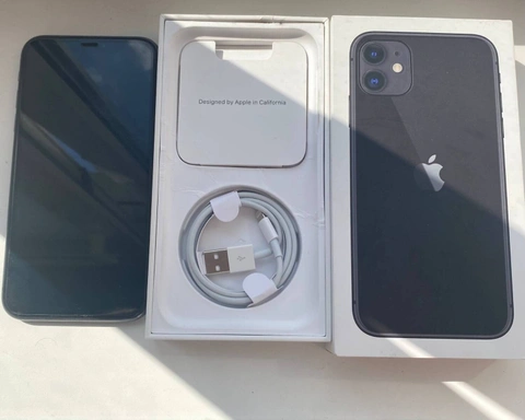 Продаю iPhone 11,64 gb