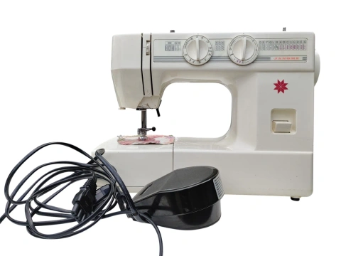 Швейная машина Janome J-540 (В рабочем состоянии + инструкция)