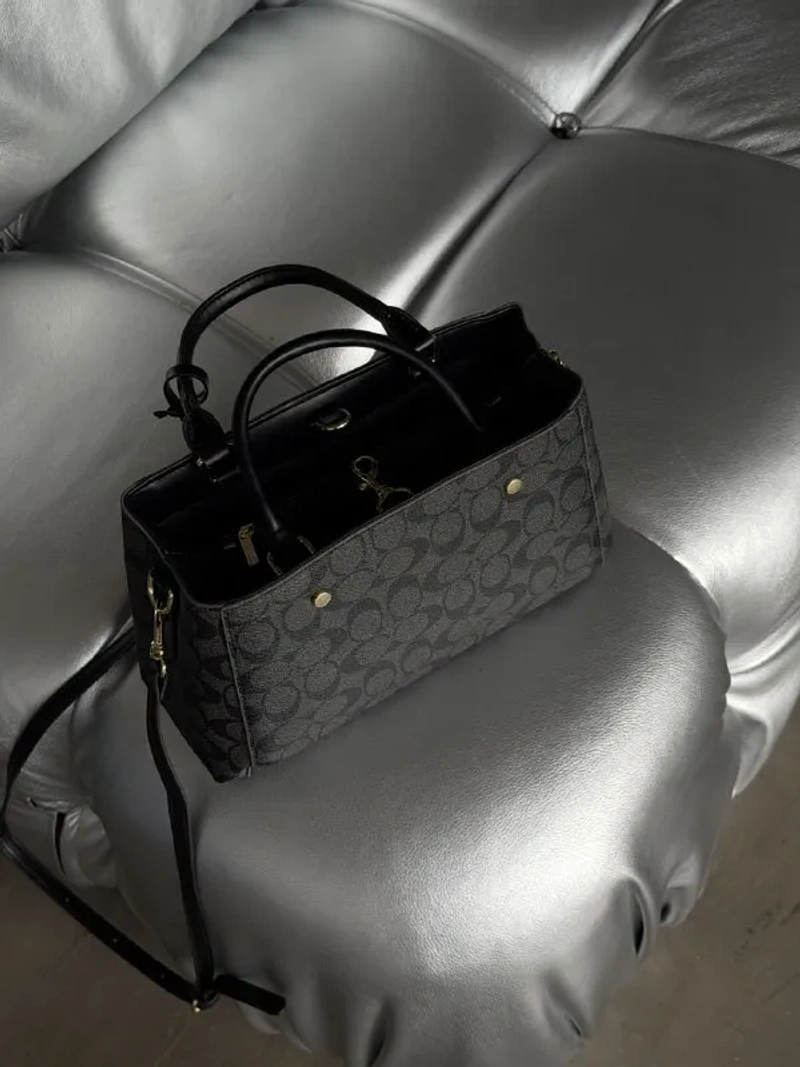 Сумка жіноча Coach через плече чорний 20252-1 — фото 4