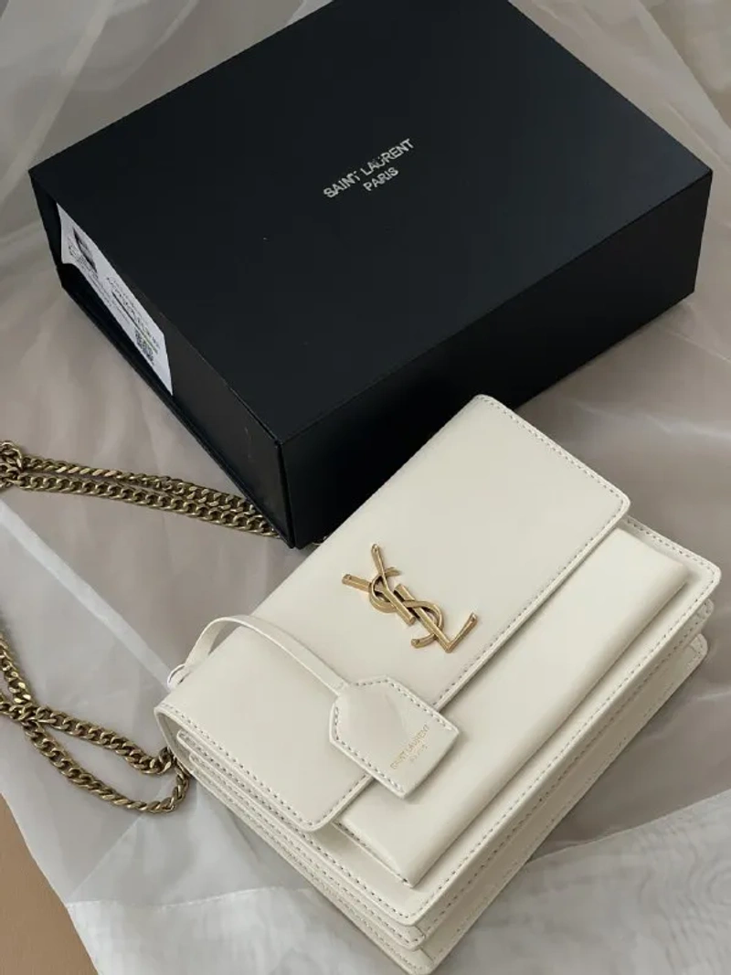 Saint Laurent Sunset Medium Shoulder Bag шкіра гладка золотиста фурнітура — фото 3