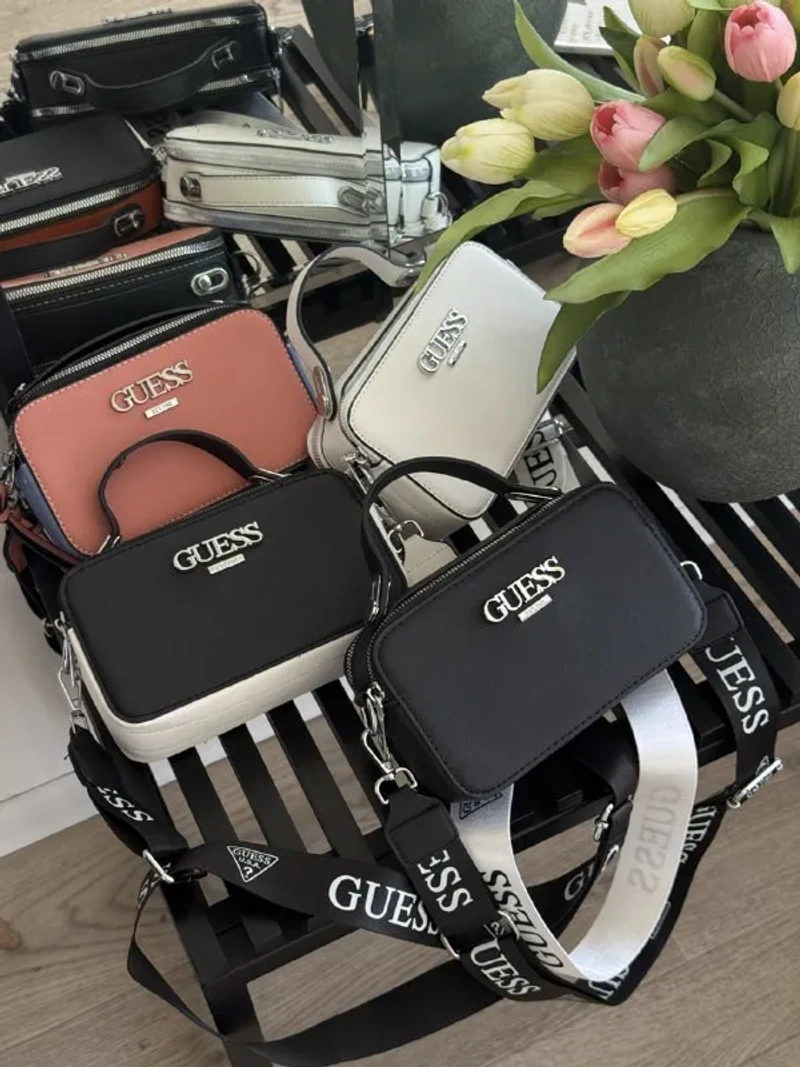 Сумочка Guess кросс-боді еко-шкіра чорна — фото 6