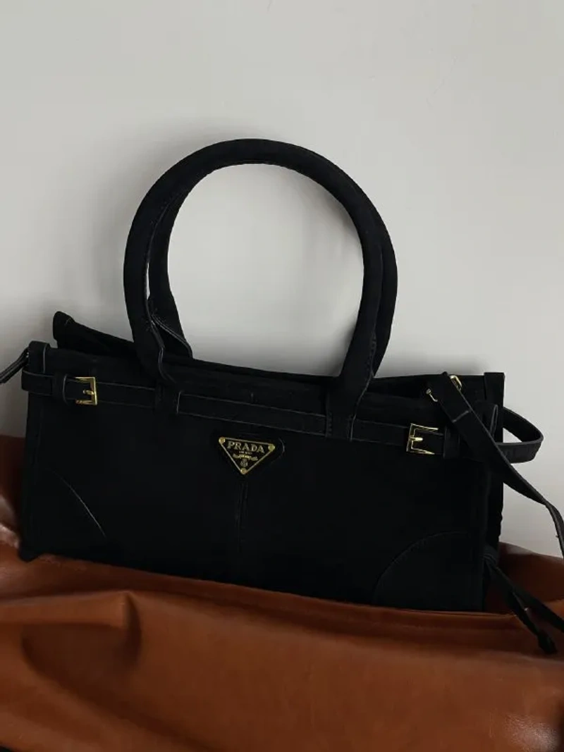 Сумка Prada Medium Suede Tote Bag чорний 20558-1 — фото 5