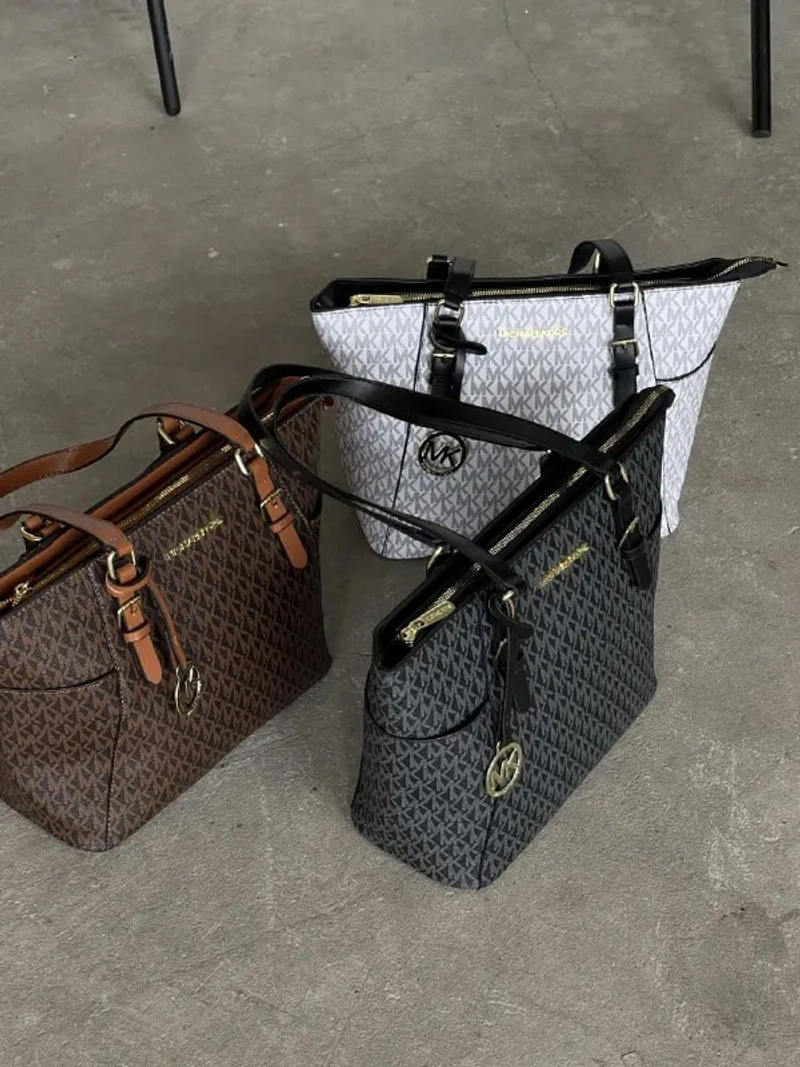 Michael Kors Charlotte Top Zip Tote Shoulder Bag чорний 20220-1 — фото 3