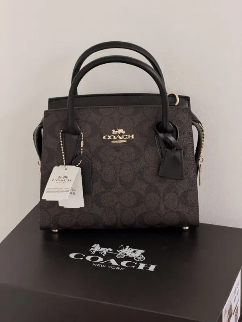 Сумка Coach Andrea Carryall шкіряна золота фурнітура — фото 2