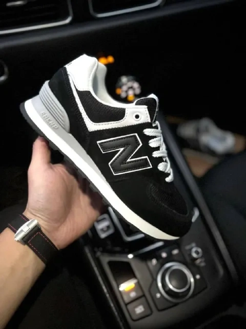 Кросівки жіночі New Balance 574 Black & White