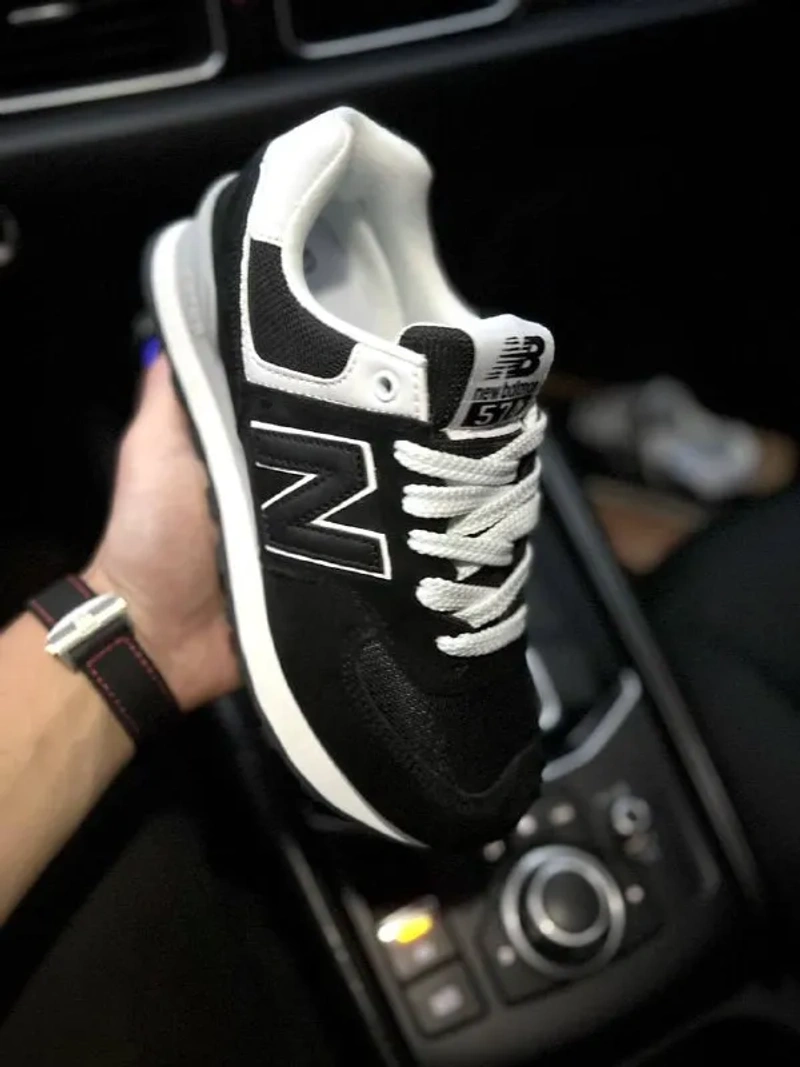 Кросівки жіночі New Balance 574 Black & White — фото 2
