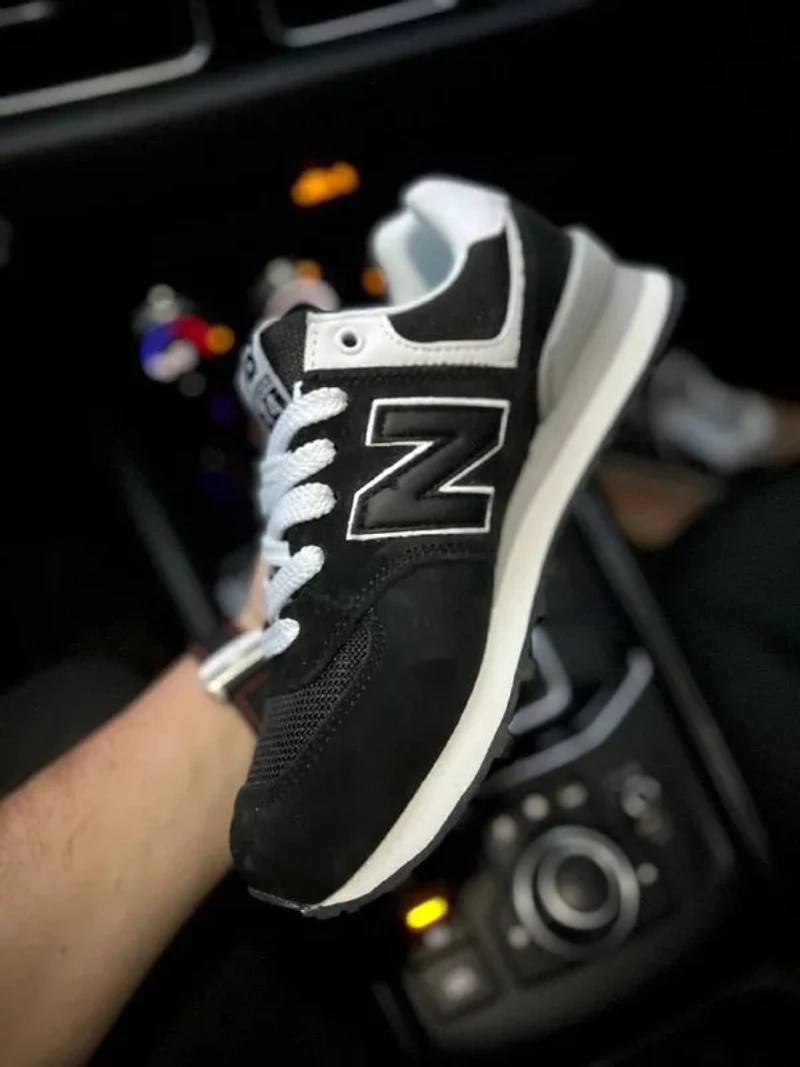 Кросівки жіночі New Balance 574 Black & White — фото 4