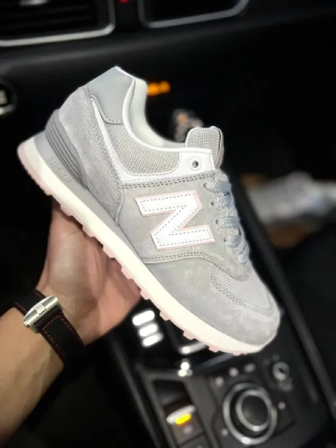 Кросівки Жіночі New Balance 574 Light Gray & Pink