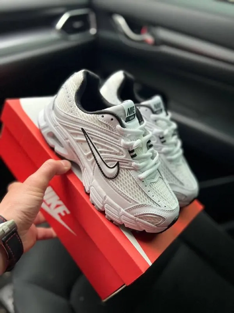 Кросівки Жіночі Nike Air Max Moto 2k White — фото 2