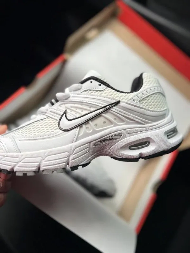 Кросівки Жіночі Nike Air Max Moto 2k White — фото 3