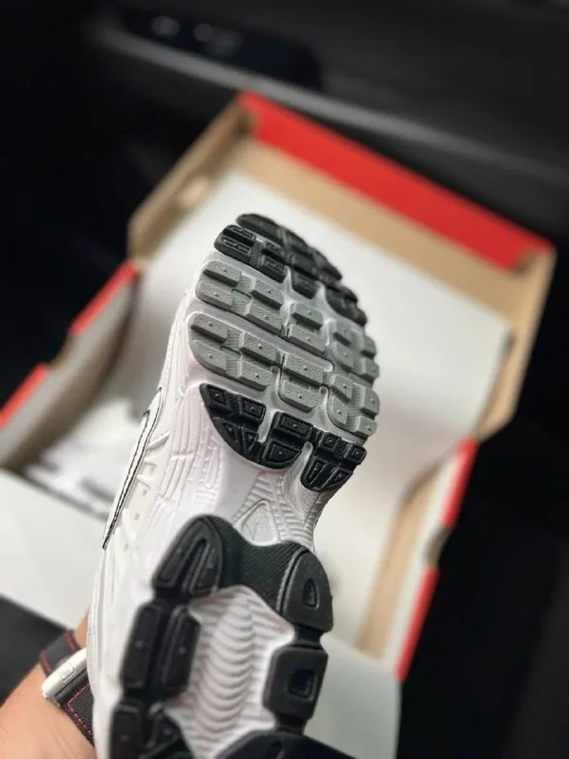 Кросівки Жіночі Nike Air Max Moto 2k White — фото 5