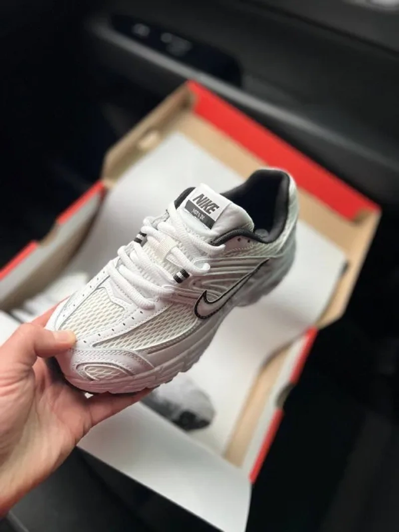 Кросівки Жіночі Nike Air Max Moto 2k White — фото 7