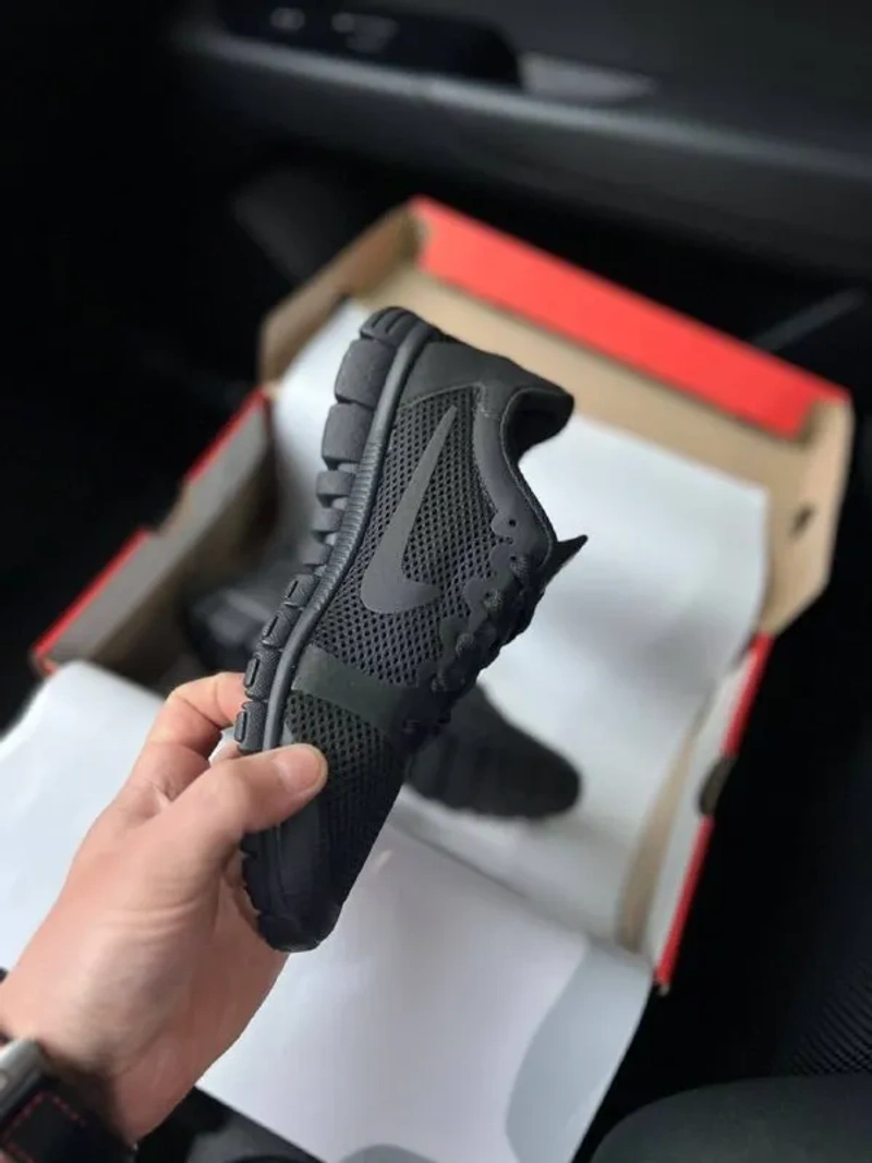 Кросівки Жіночі Nike Free Run 3.0 All Black — фото 5