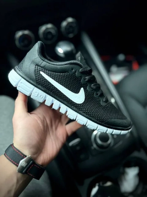 Кросівки Жіночі Nike Free Run 3.0 Black White