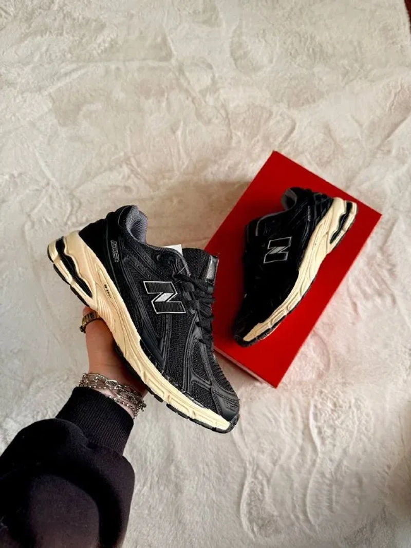 Кросівки Жіночі New Balance 1906R Black Beige — фото 6