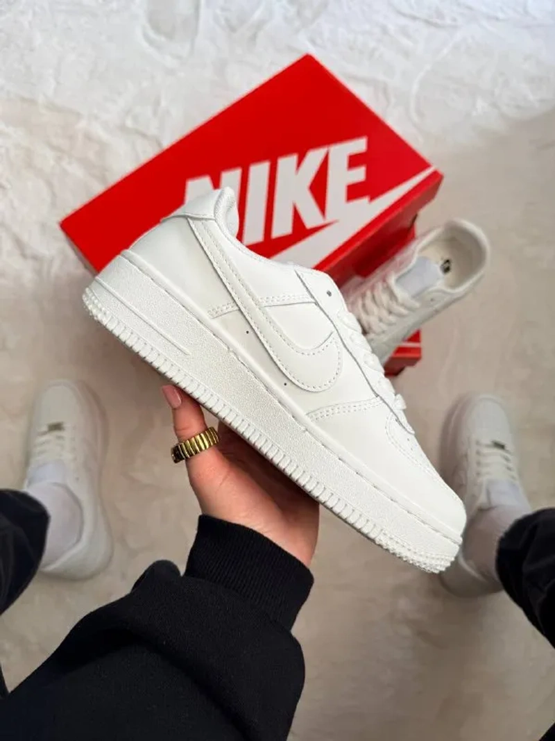 Кросівки Жіночі Nike Air Force 1 Low All White — фото 5