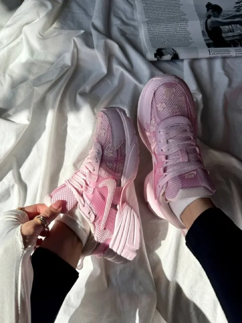 Nike Runtekk V2K Pink Flowers Вьетнам