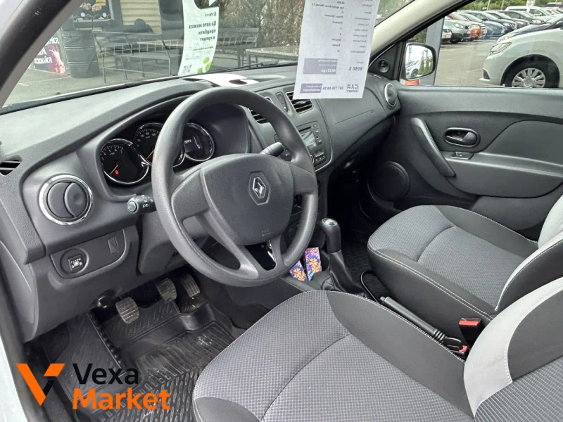Renault Logan 2016 Білий, 1.2 л. — фото 4