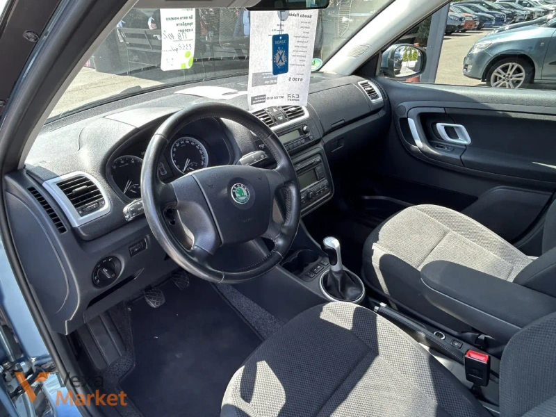 Skoda Fabia 2008 Бензин 1.6 л. Сірий — фото 5