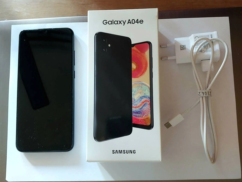 Смартфон Samsung Galaxy A04e 3/32 — фото 3