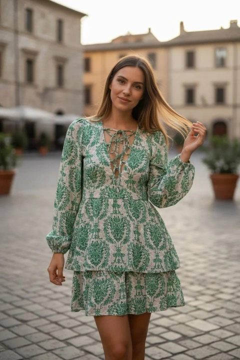 Стильна жіноча сукня