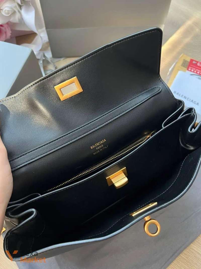 Сумка Balenciaga Rodeo 30 см — фото 8