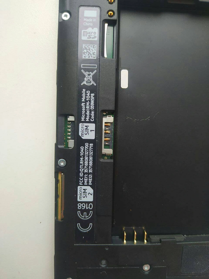 Телефон Lumia 730 (RM1040) — фото 10