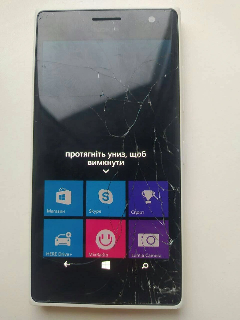 Телефон Lumia 730 (RM1040) — фото 4