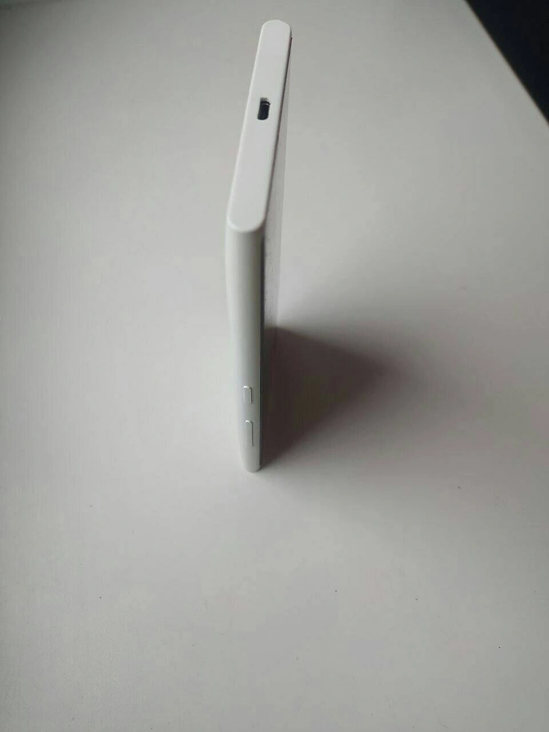 Телефон Lumia 730 (RM1040) — фото 7